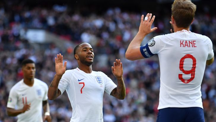 הארי קיין וראחים סטרלינג חוגגים