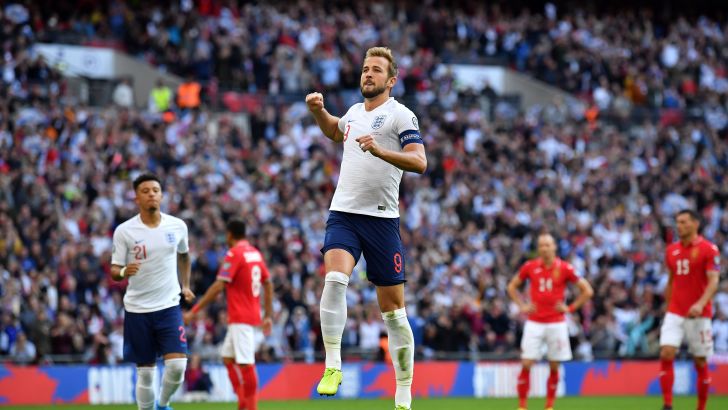 הארי קיין חוגג