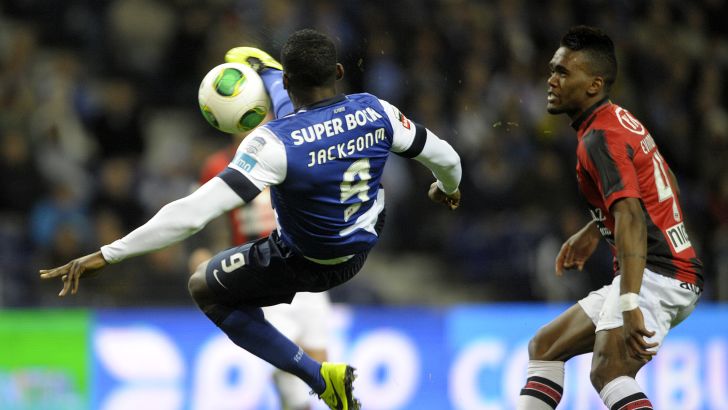 אבנדרו ברנדאו (מימין)