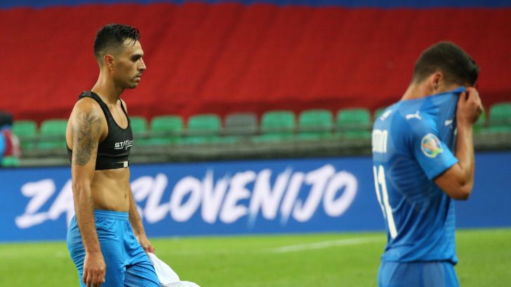 שחקני נבחרת ישראל מאוכזבים