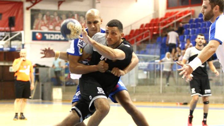 עמית ישראל, יוסי אפו