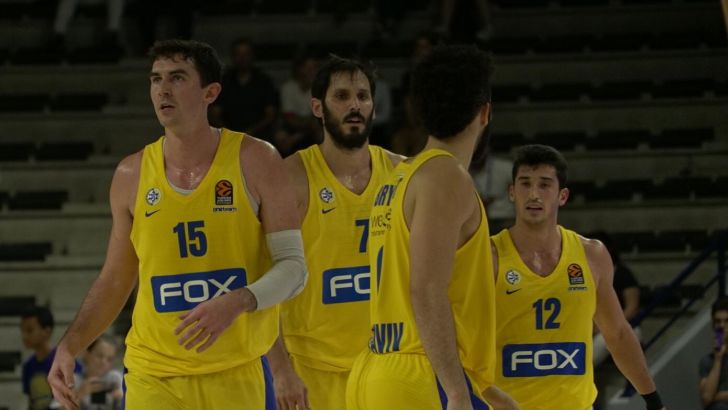 שחקני מכבי תל אביב