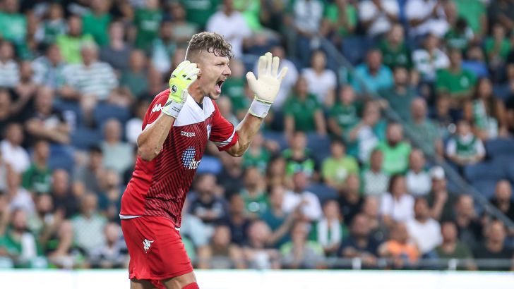 דג'וראס ברטקוס כועס