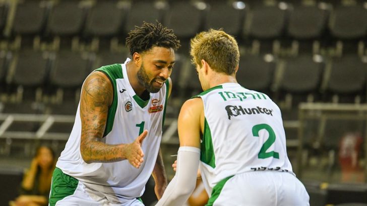 ווילי וורקמן, ג'יימס יאנג