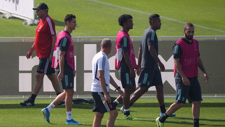 גונסאלו היגוואין, כריסטיאנו רונאלדו