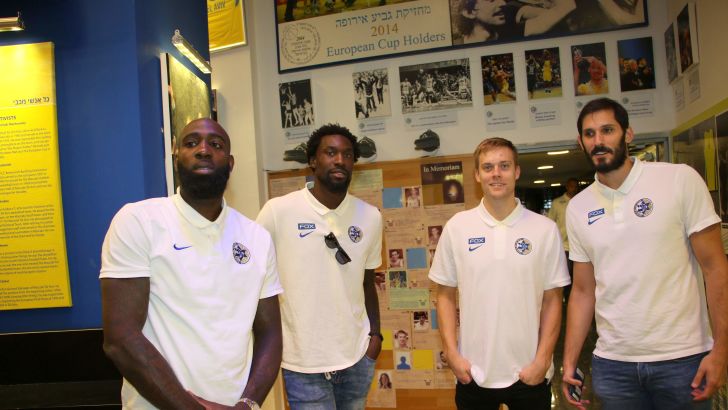 עומרי כספי, נייט וולטרס, אותלו האנטר, קווינסי אייסי