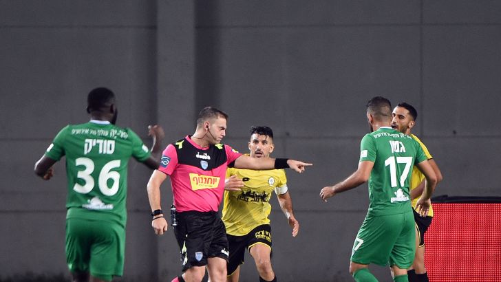 שלומי בן אברהם פוסק לפנדל