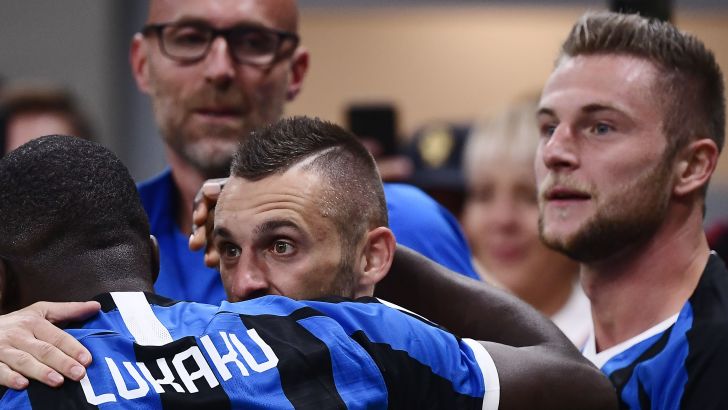 שחקני אינטר חוגגים