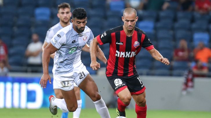 גילי ורמוט, רועי זיקרי