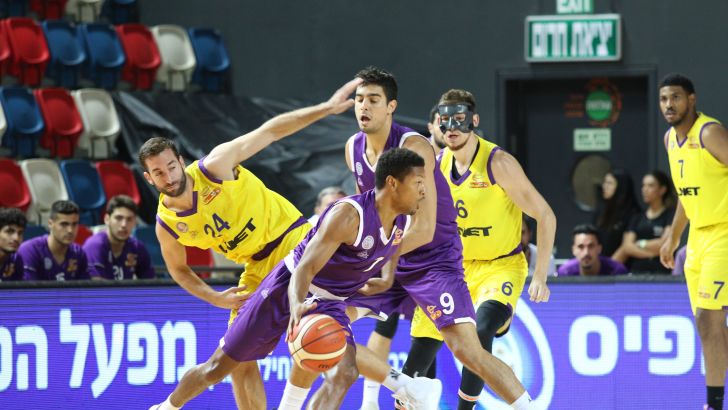 עירוני נהריה נגד הפועל חולון