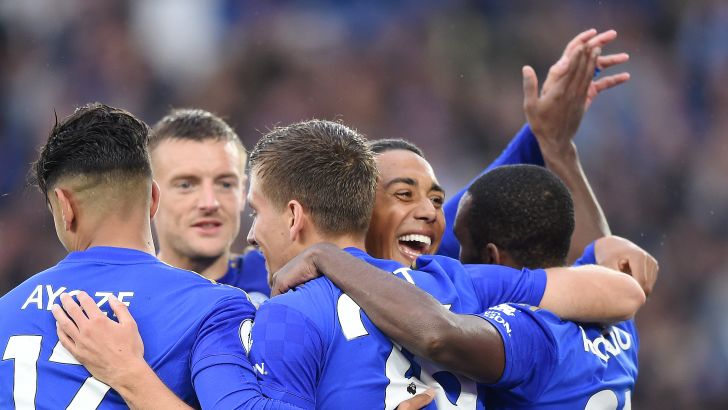 שחקני לסטר חוגגים