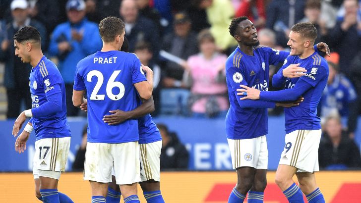 שחקני לסטר חוגגים