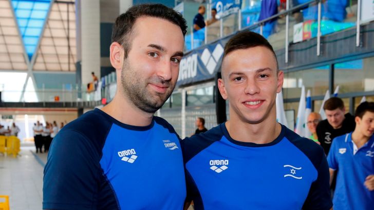 מיכאל לייטרובסקי ומאמן הנבחרת לוקה גברילו