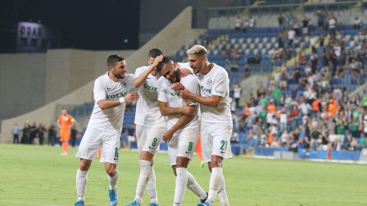 מוחמד עוואד, שחקני מכבי חיפה