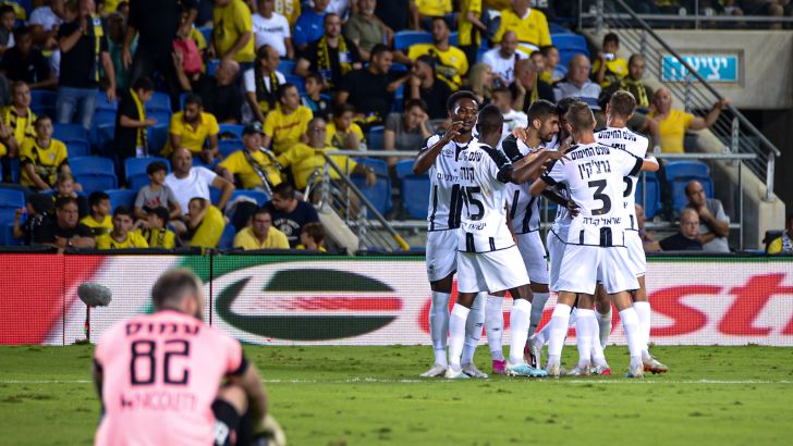 בית"ר ירושלים חגיגה, דני עמוס