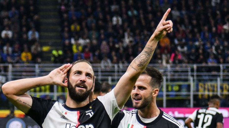 גונסאלו היגוואין חוגג