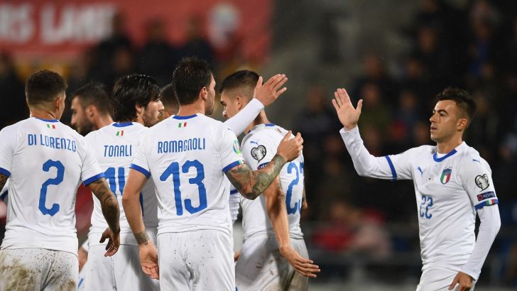 שחקני נבחרת איטליה חוגגים