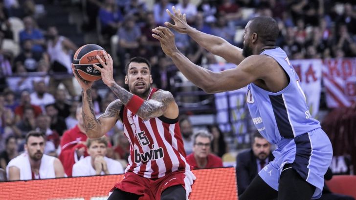 פרינטזיס בהתקפה של אולימפיאקוס