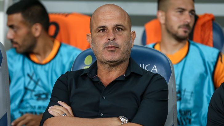 יוסי אבוקסיס