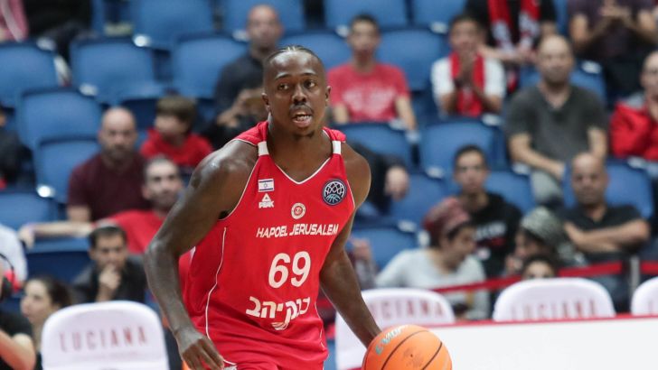 ג'ייקובן בראון