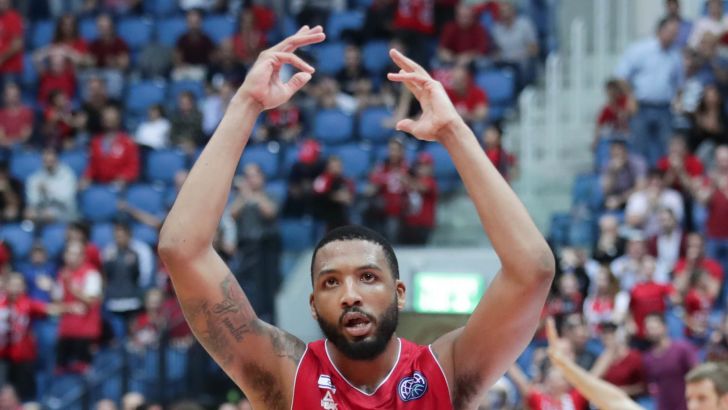 טיישון תומאס