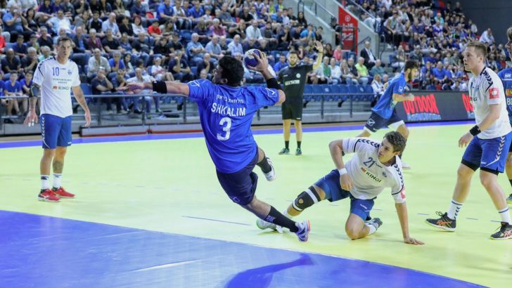 דניאל שקלים