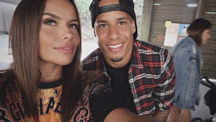 צ'רון שרי, אסלי שרי