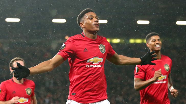 שחקני מנצ'סטר יונייטד חוגגים