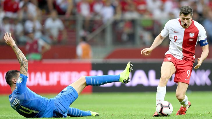 רוברט לבנדובסקי, ניר ביטון