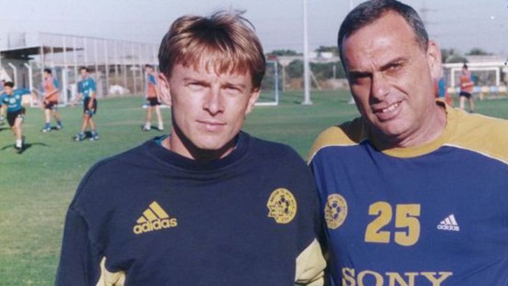 אברהם גרנט, גז'גוז' ודז'ינסקי