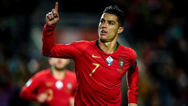 כריסטיאנו רונאלדו חוגג