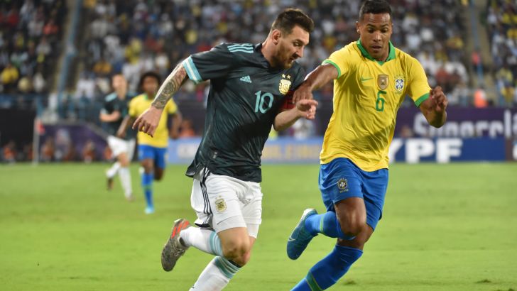 ליאו מסי, אלכס סנדרו