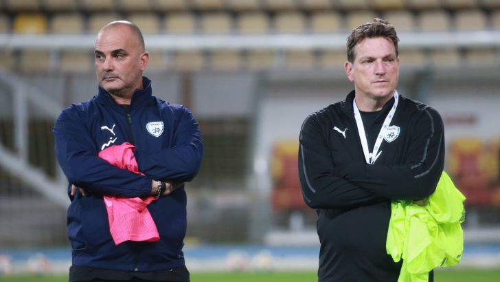 אנדי הרצוג, אלון חזן