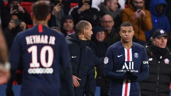 אמבפה מחליף את ניימאר