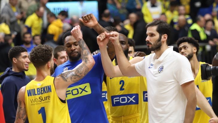 שחקני מכבי תל אביב