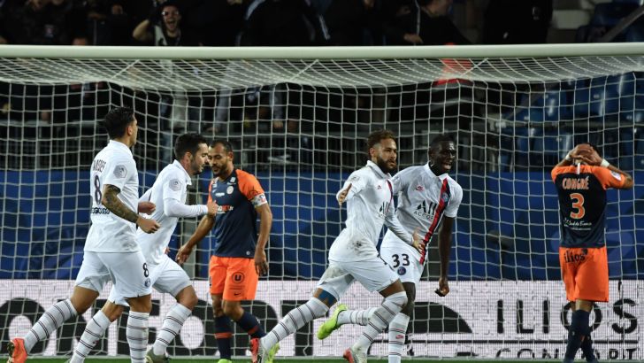 שחקני פריז סן ז'רמן חוגגים