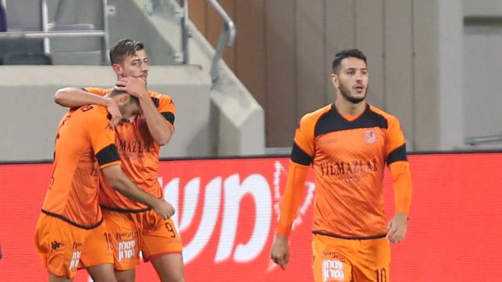 דור ג'אן, עמית זנטי