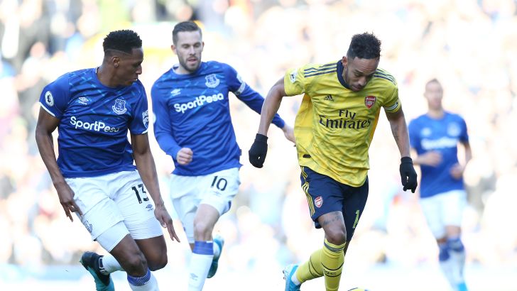 פייר אמריק אובמיאנג, ירי מינה