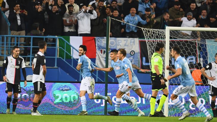 שחקני לאציו חוגגים