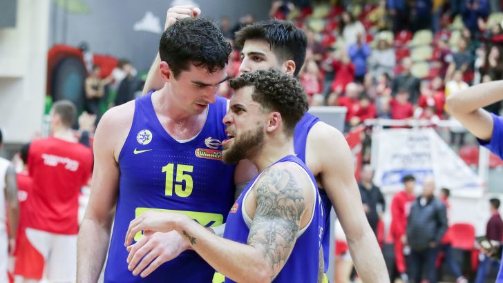 ג'ייק כהן, סקוטי ווילבקין