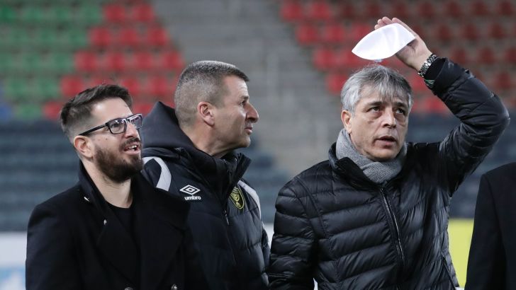 משה חוגג, אלי אוחנה, מוני ברוש