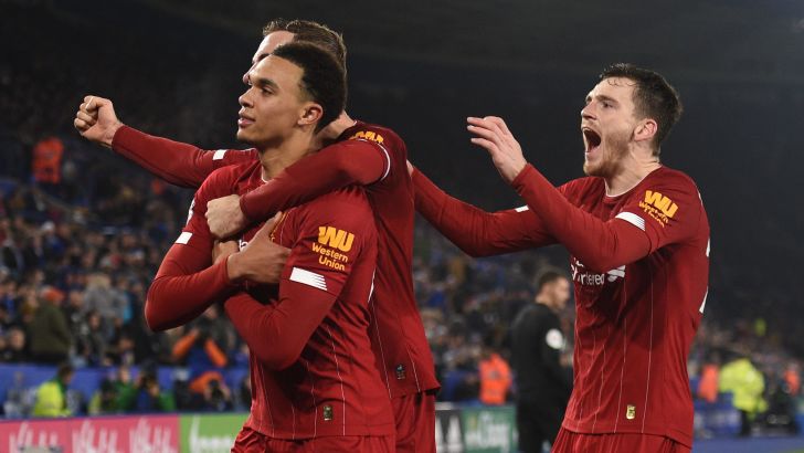 שחקני ליברפול חוגגים