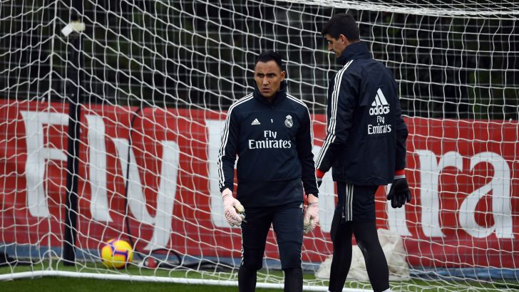 קיילור נבאס, טיבו קורטואה