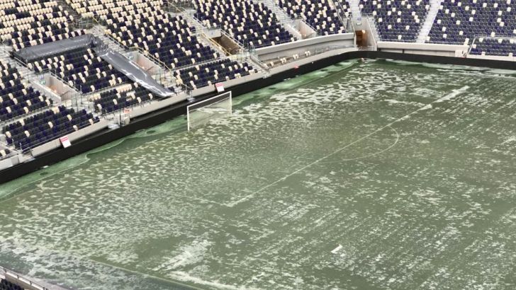 אצטדיון בלומפילד