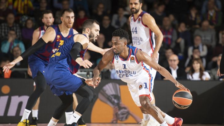 אנאדולו אפס נגד ברצלונה