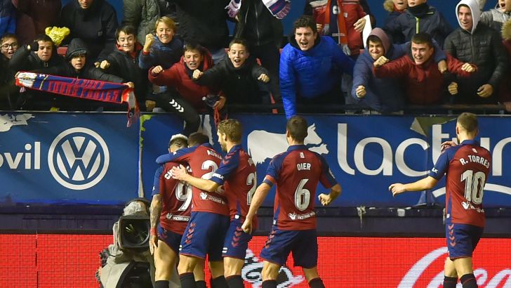 שחקני אוססונה חוגגים