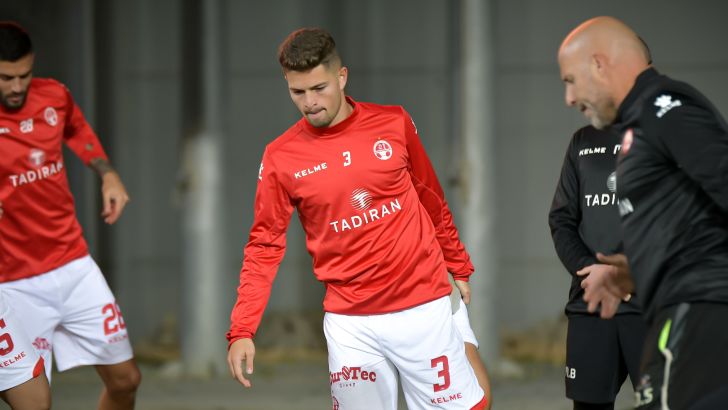 דוד קלטינס בחימום