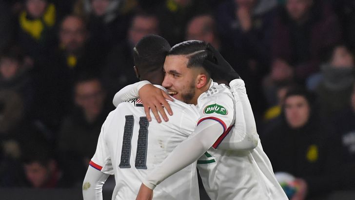 שחקני ליון חוגגים