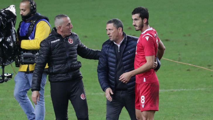 ניר קלינגר, סטפן ספירובסקי