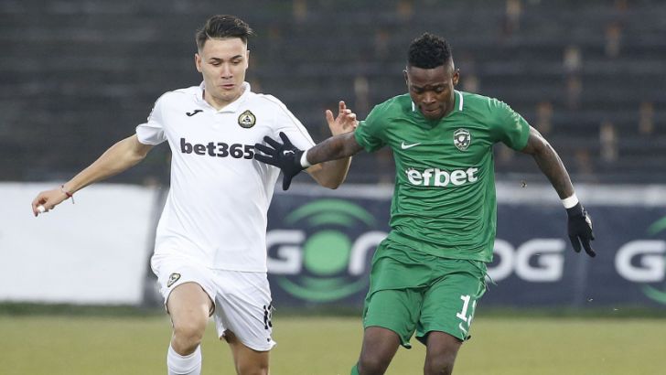 מאוויס צ'יבוטה במדי לודוגורץ